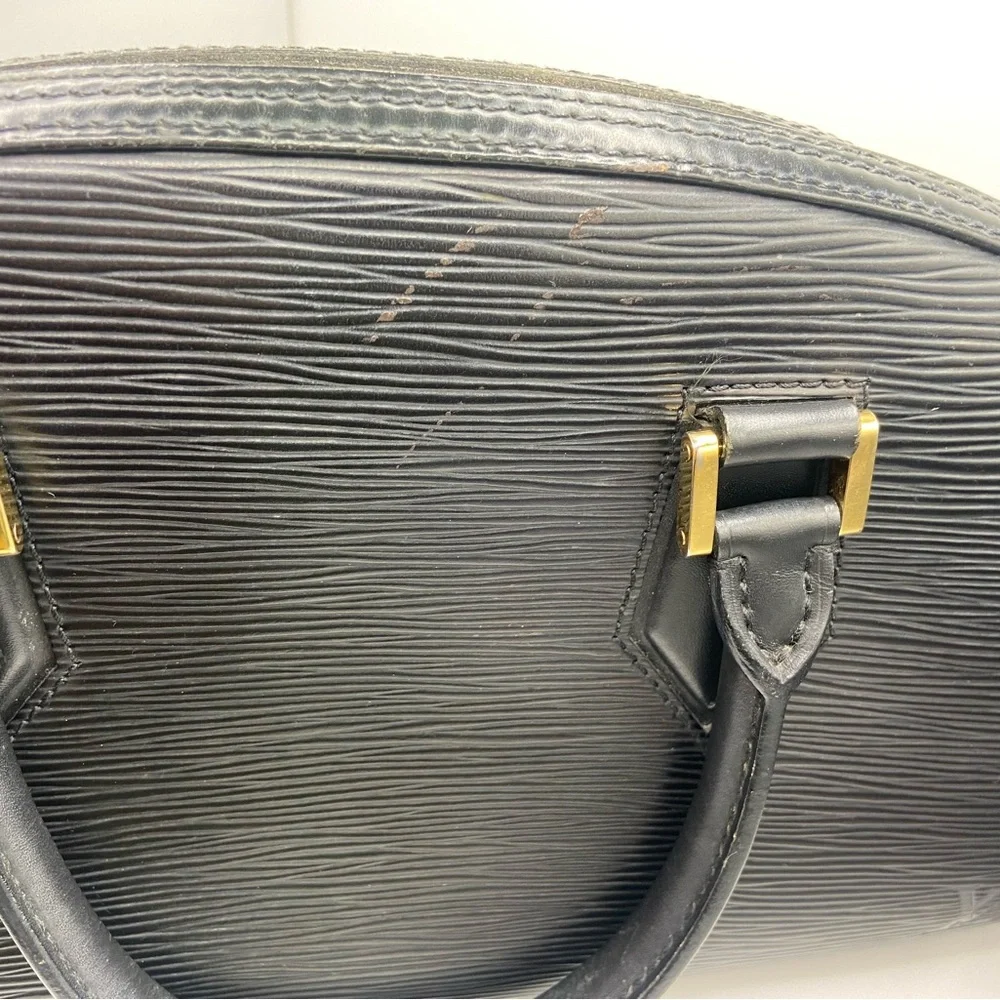 Louis Vuitton Epi Jasmine Leather Handbag VINTAGE